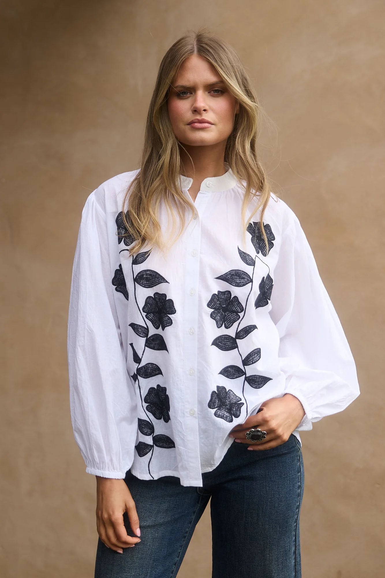 Talisman Zora Shirt - White with Black Embroidery