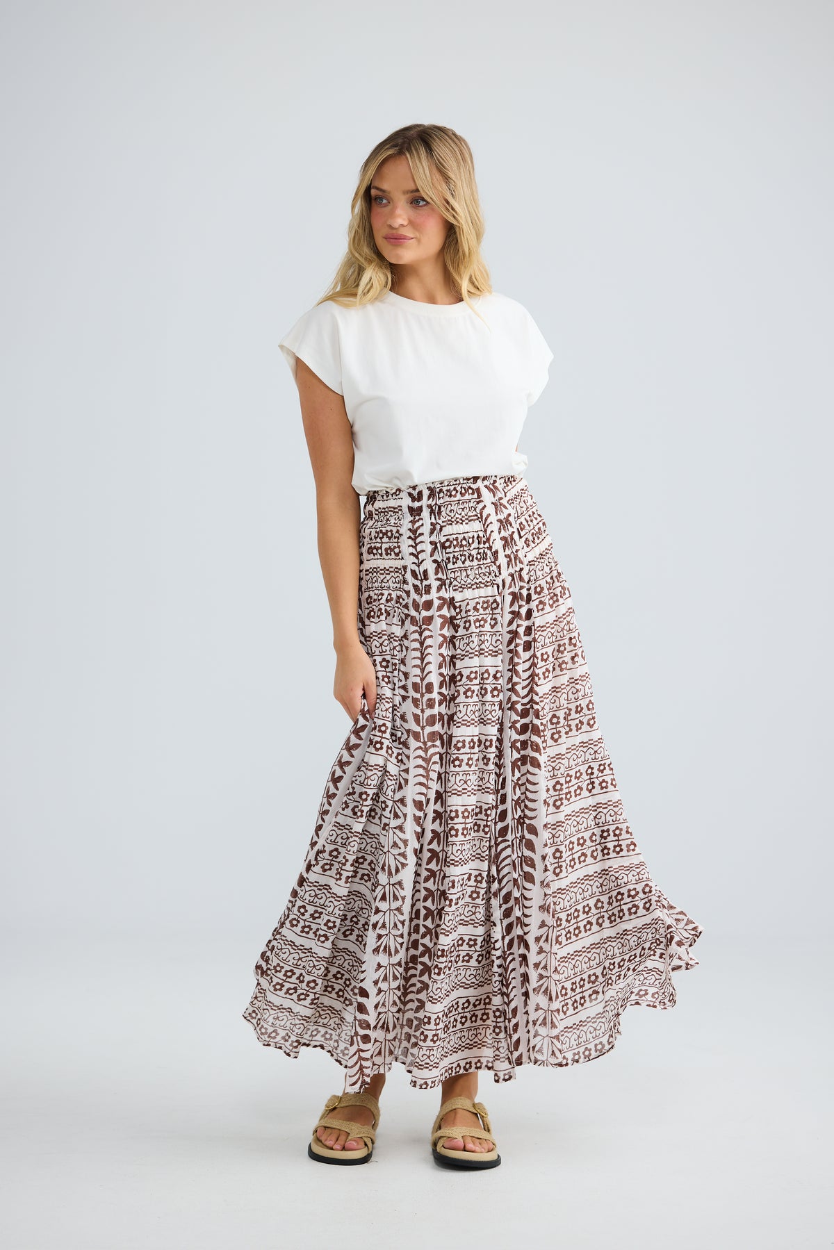 Talisman Balmoral Skirt - Chocolate Paro