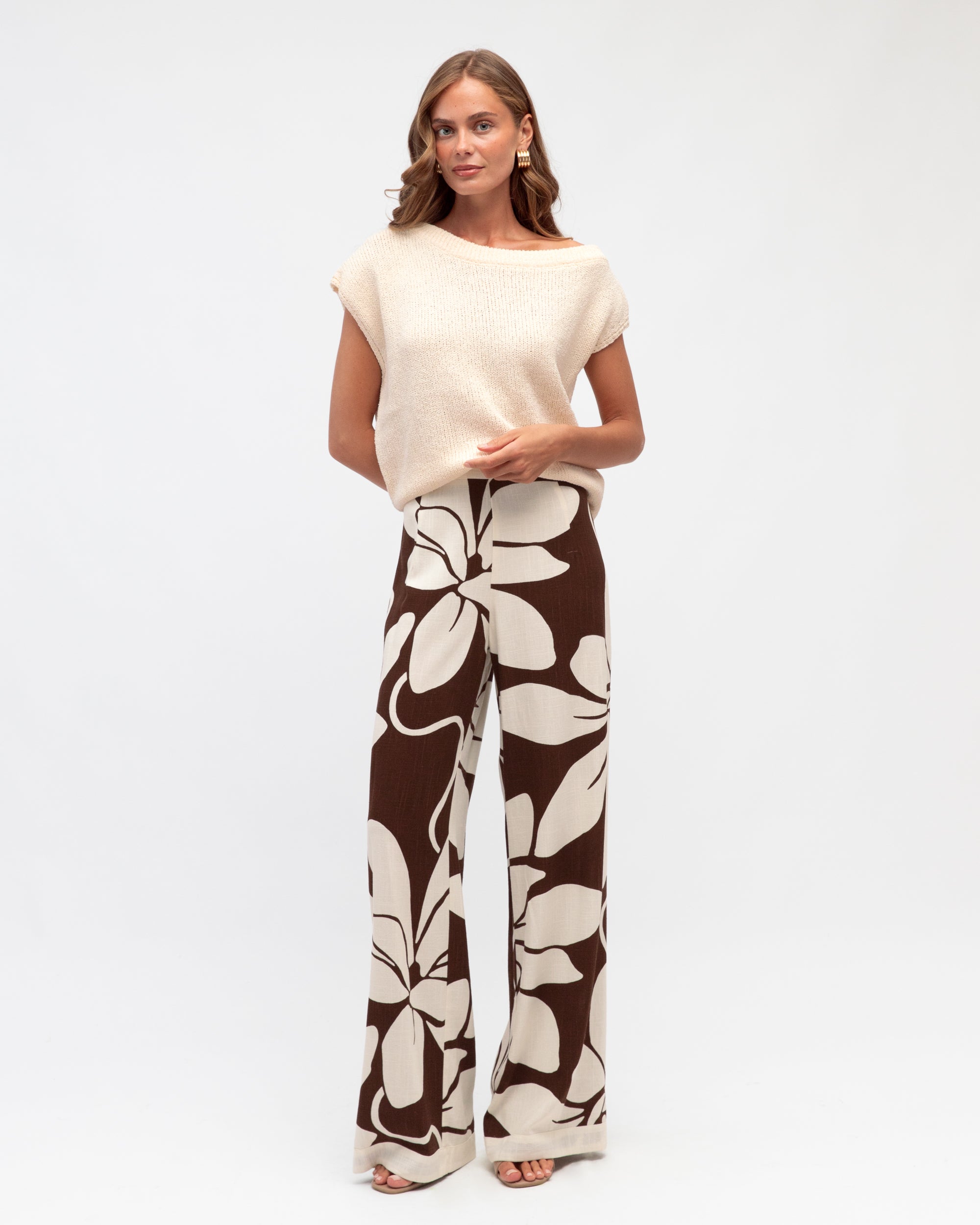 White Closet Summer Bloom Pants