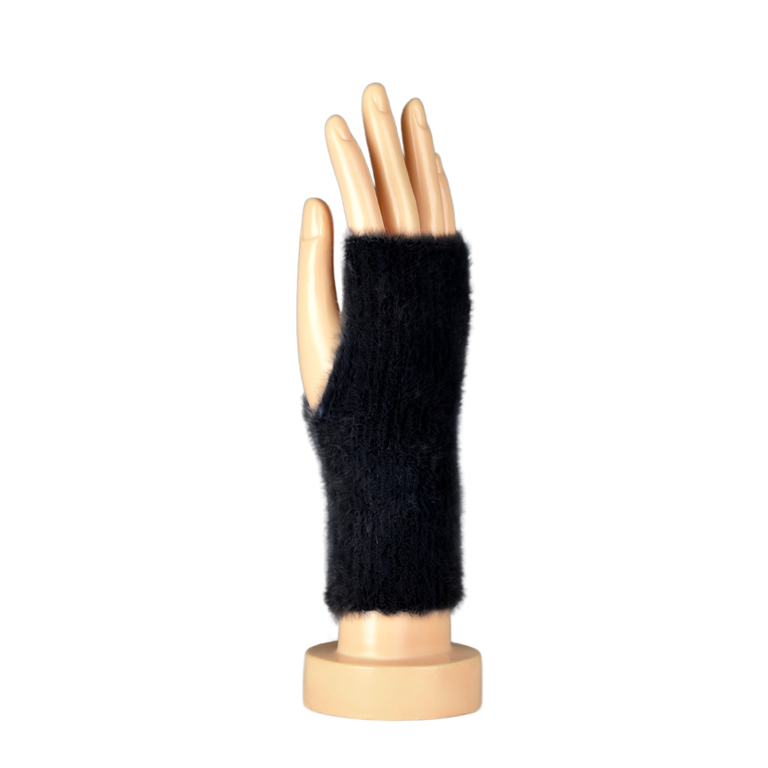 Taylor Hill Fluffy Fingerless Gloves