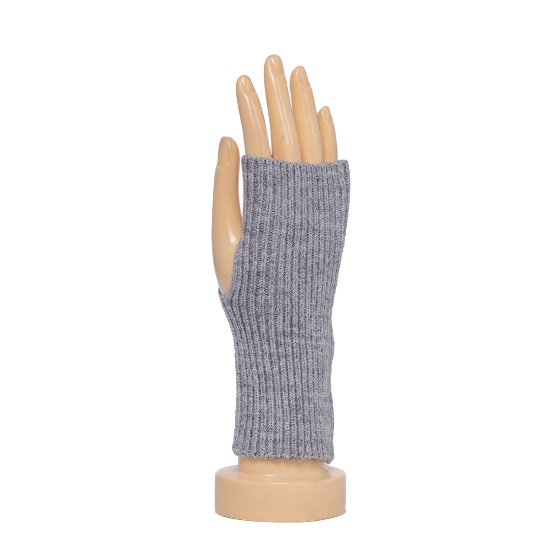 Taylor Hill Ribbed Fingerless Gloves
