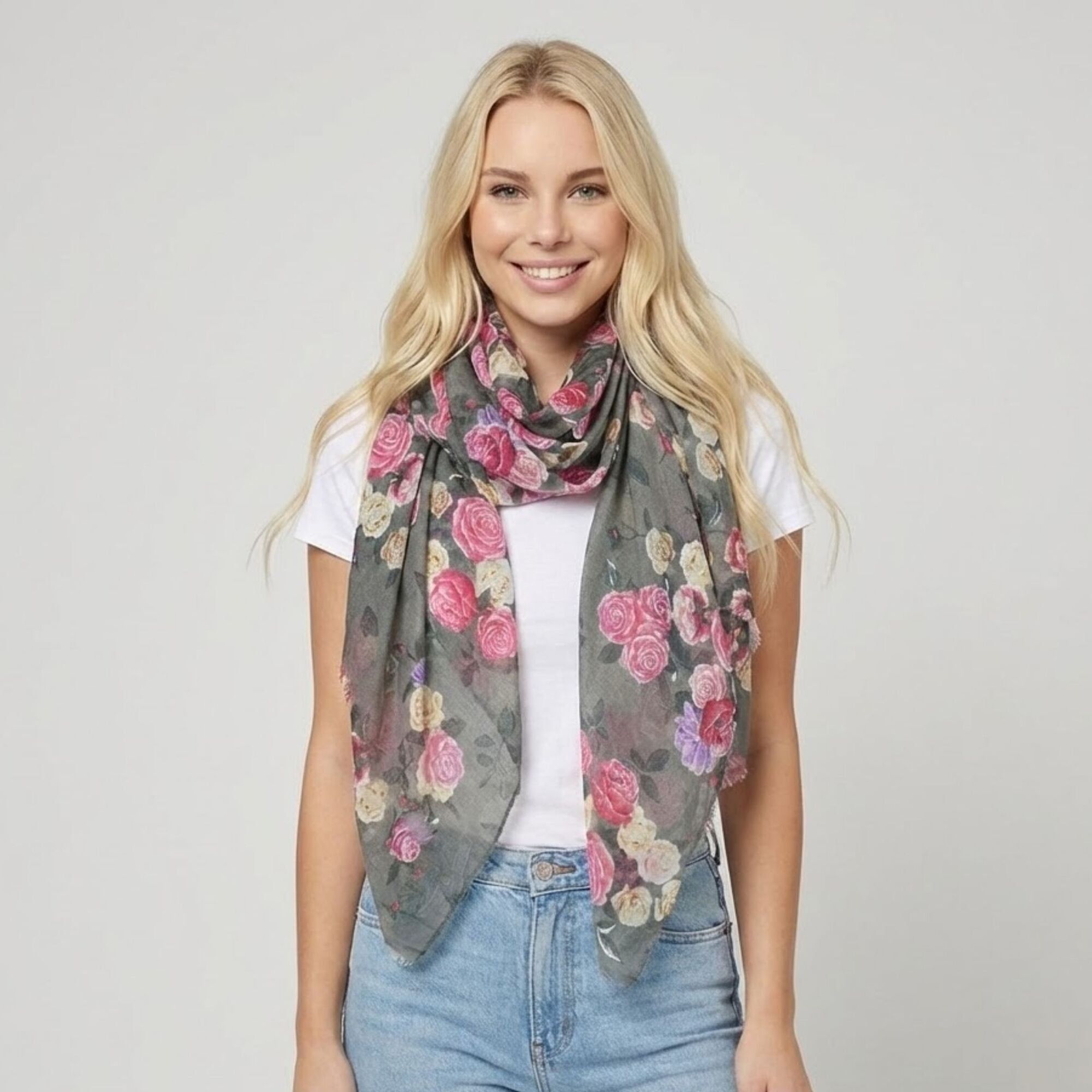 Taylor Hill Vintage Rose Garden Scarf