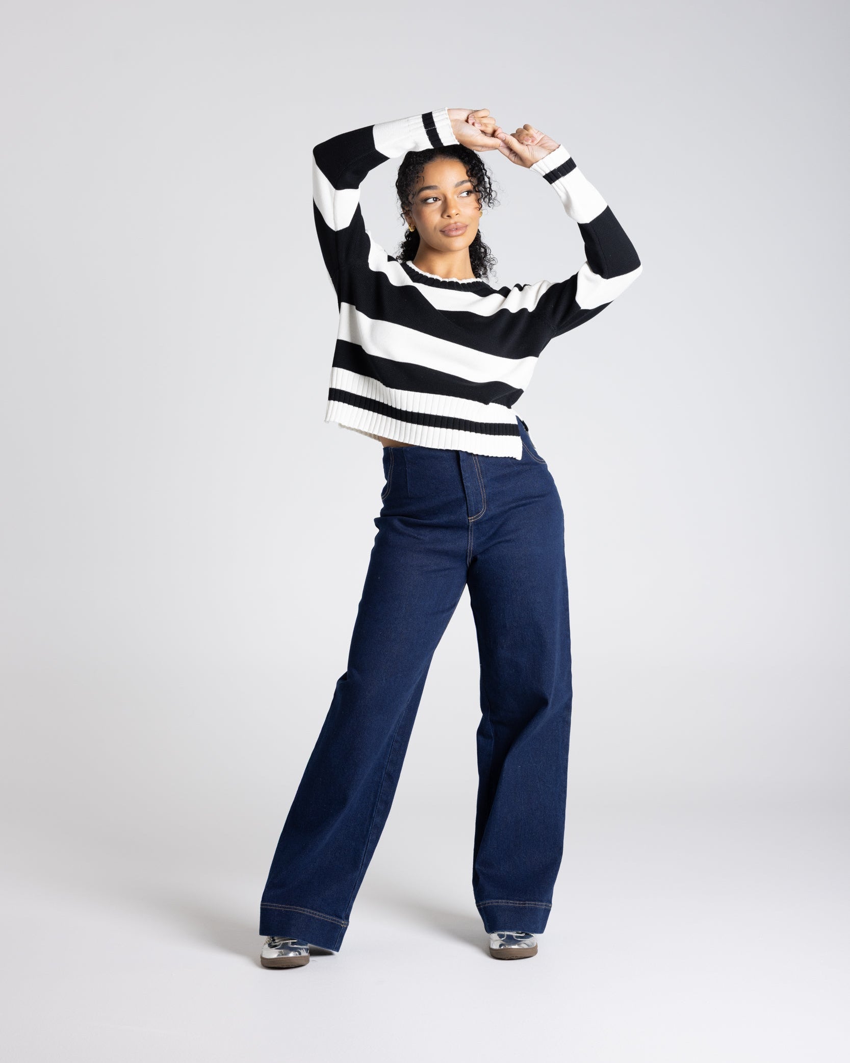Two T's Dropped Shoulder Stripe Crew - Black/White
