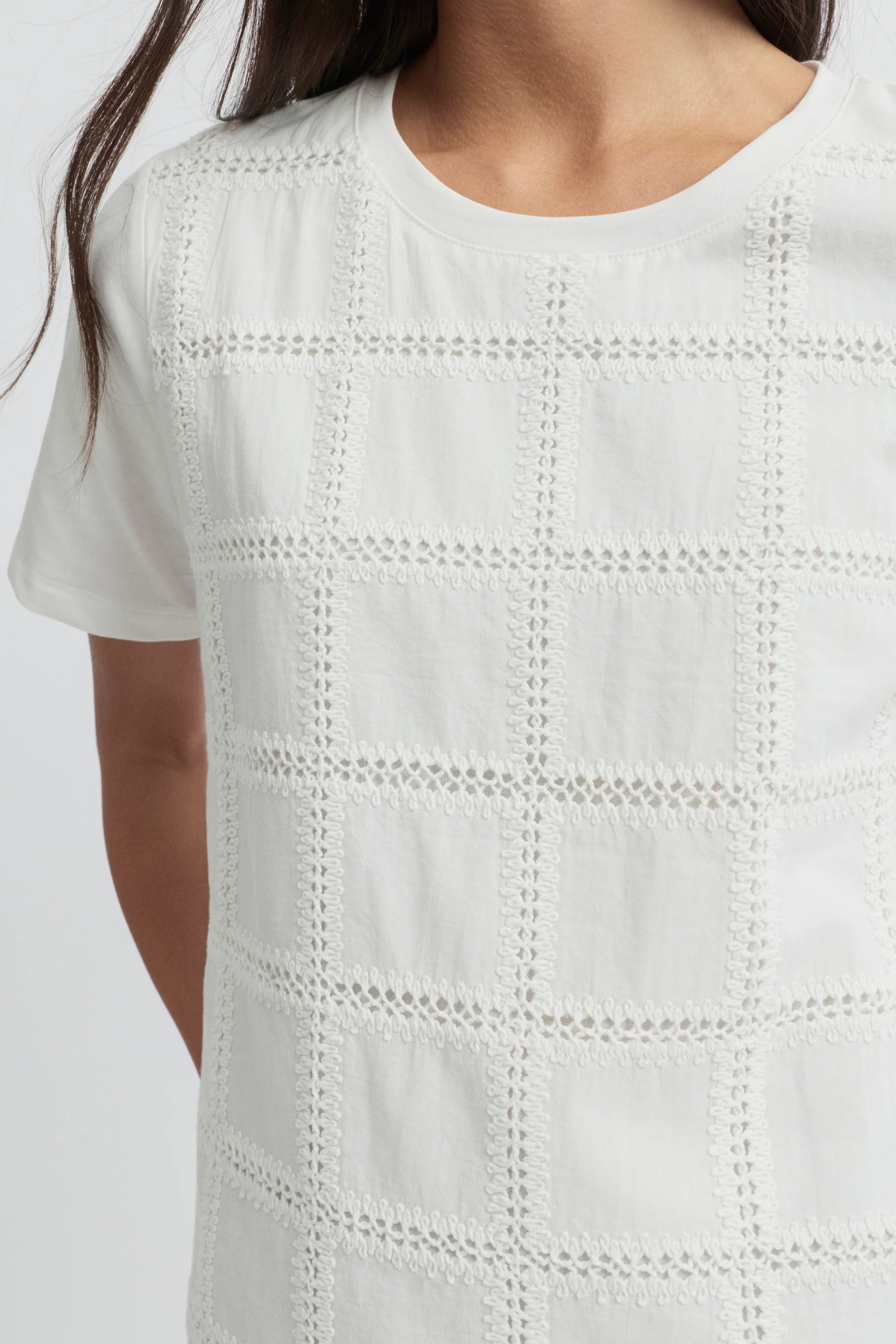Yarra Trail Lacet Tee - Ecru