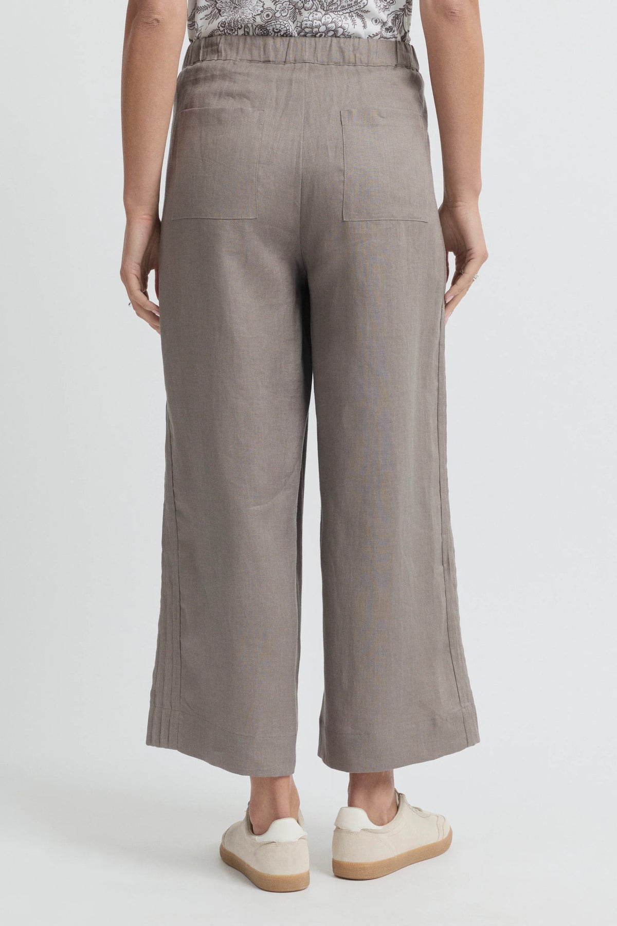 Yarra Trail Tirari Pintuck Pant - Earth
