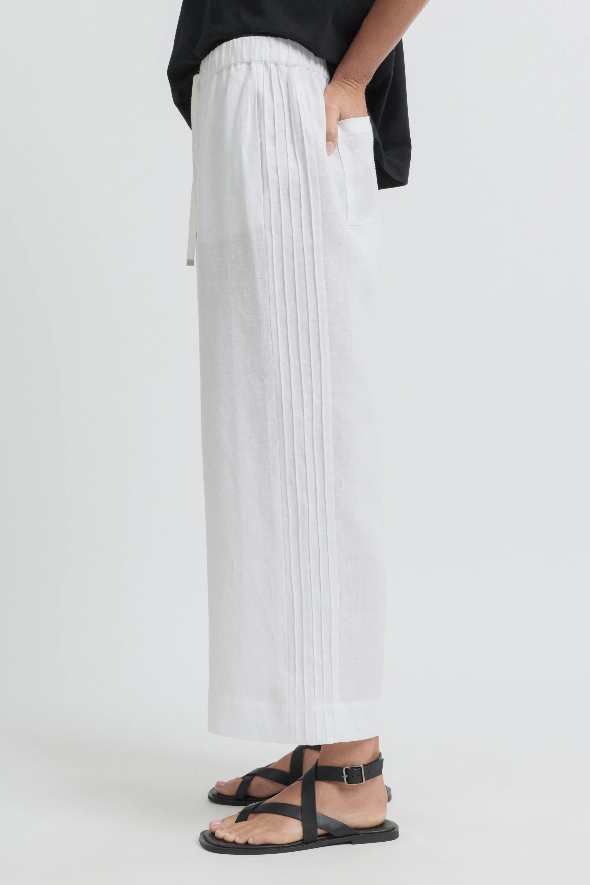 Yarra Trail Tirari Pintuck Pant - White