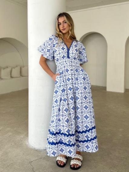 Lorraine Tile Print Maxi Dress - White/Blue