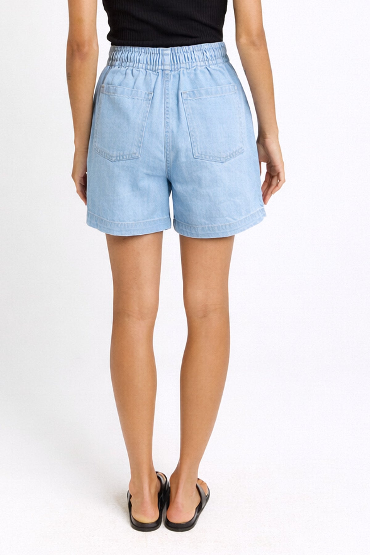 Betty Basics Drew Denim Short - Medium Wash