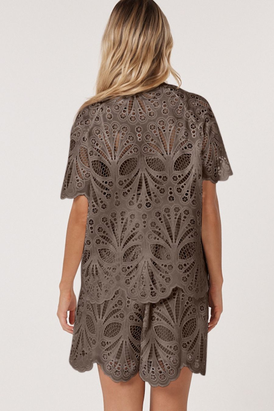 Fate+Becker Elara Broderie Short - Chocolate