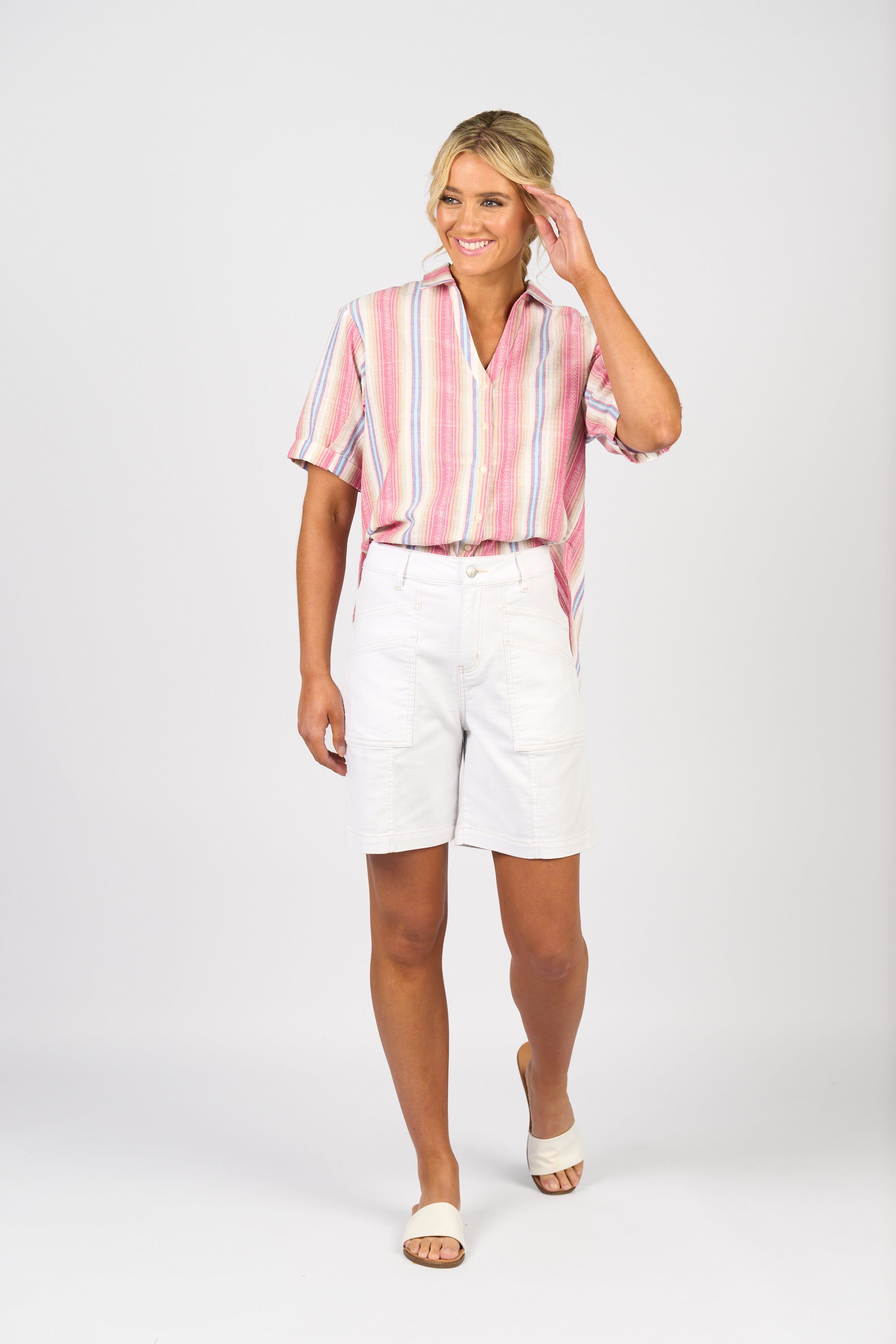 Vassalli Wide Leg Above Knee Double Pocket Short - White Denim