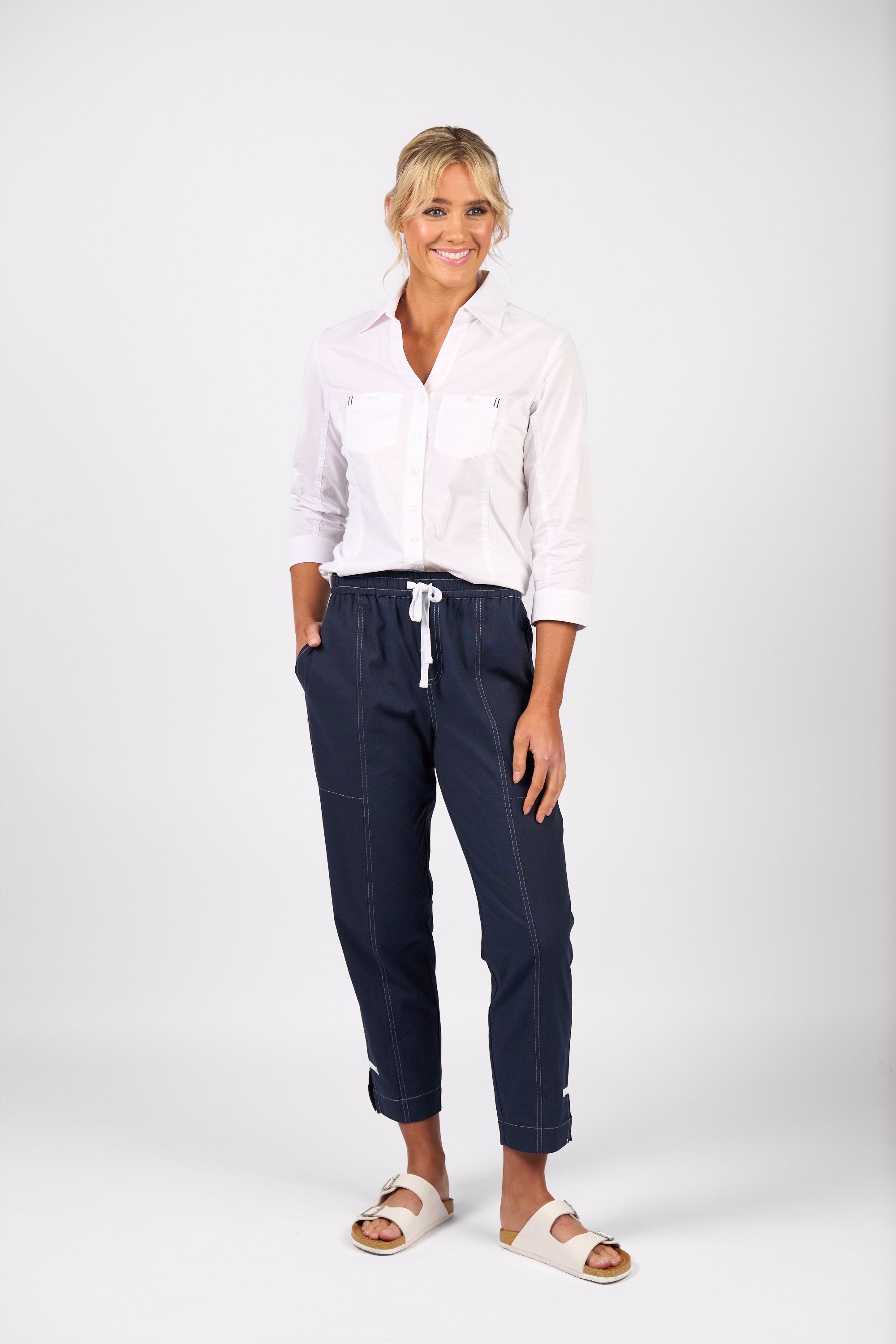 Vassalli Relaxed Leg Ankle Grazer Pant - Ink