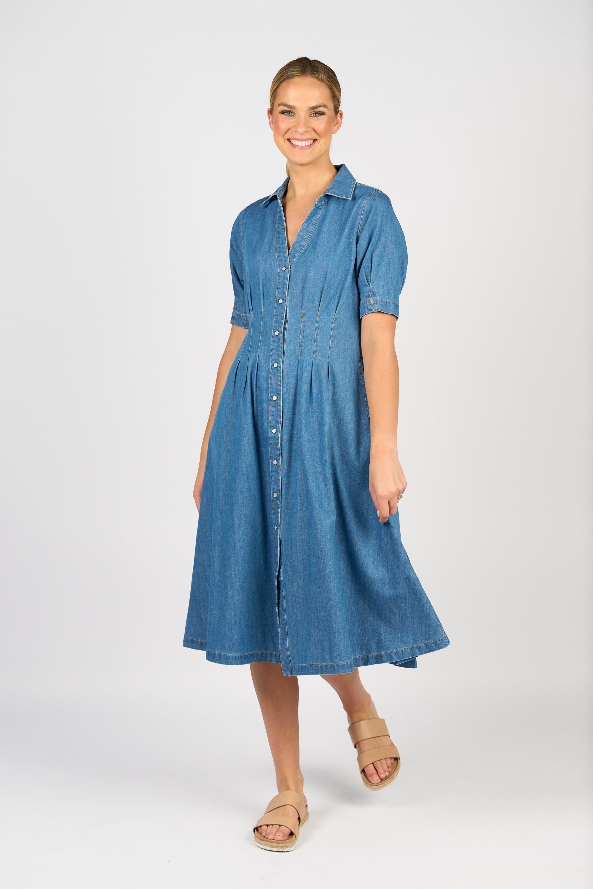Vassalli Cap Sleeve Button Up Dress - Mid Wash