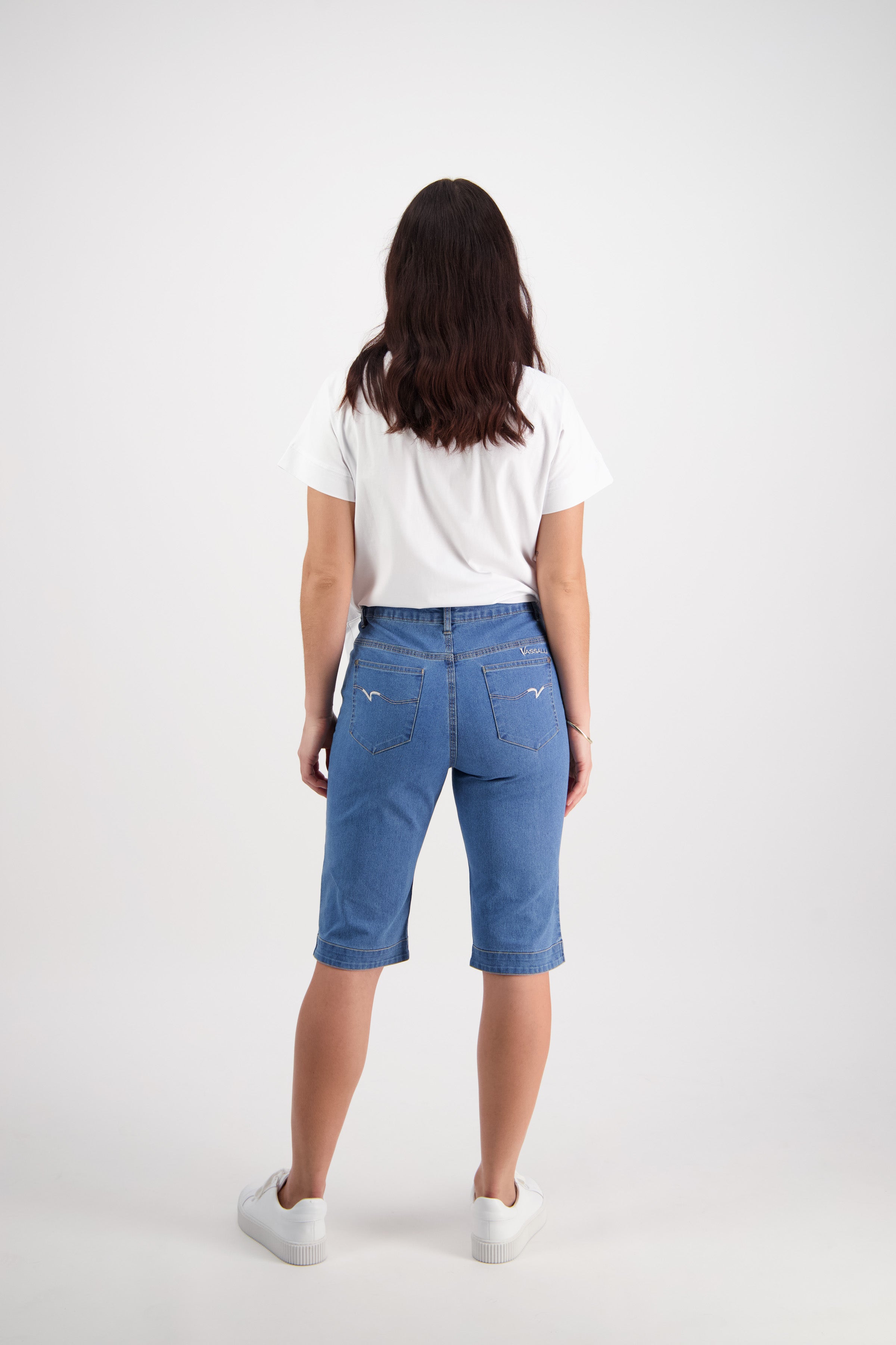 Vassalli Straight Leg Contrast Stitch Denim Short - Light Denim