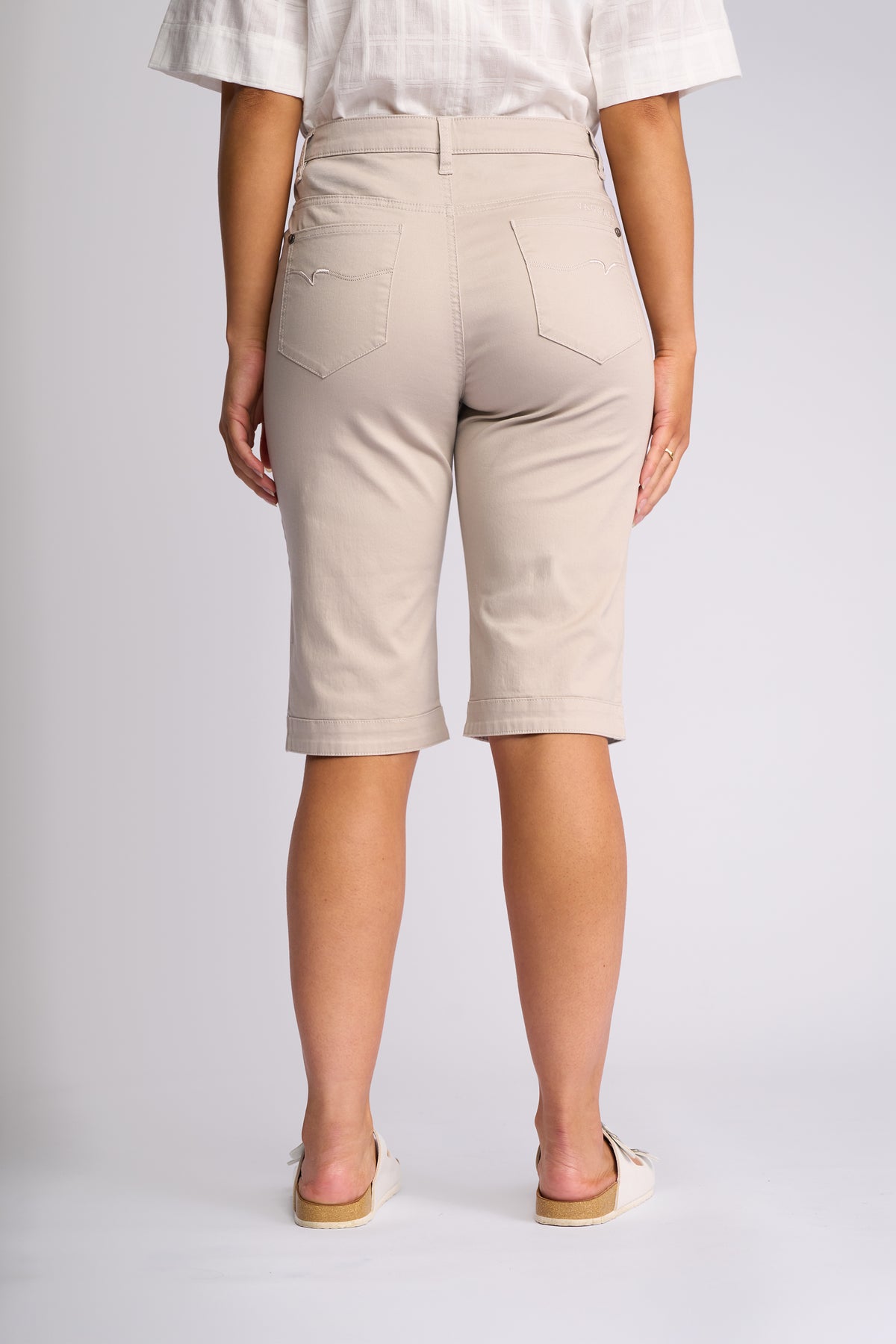 Vassalli Plain Straight Leg Short - Pumice