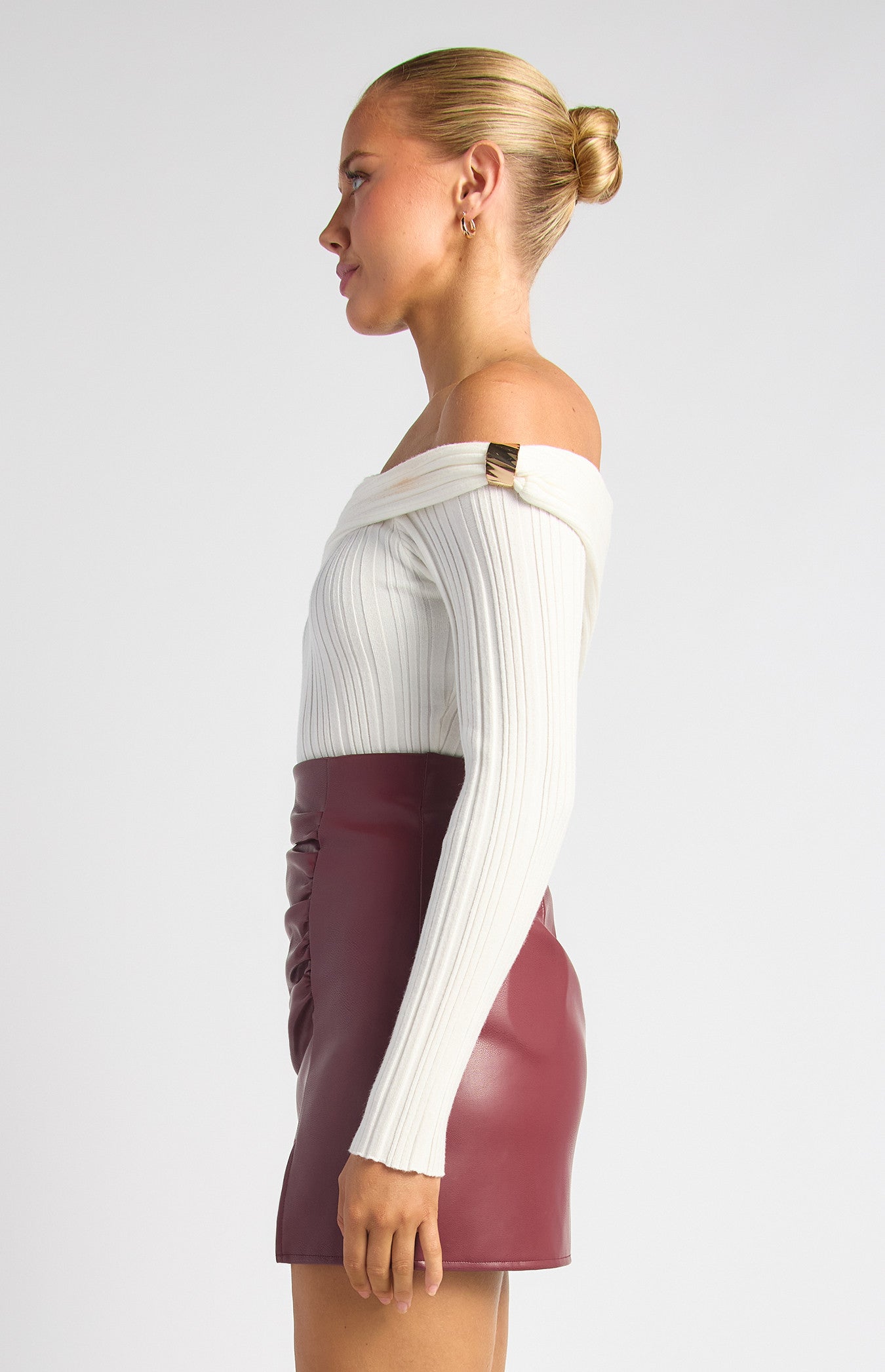 Style State Side Gold Ring Asymmetric Neckline Knit Top - White